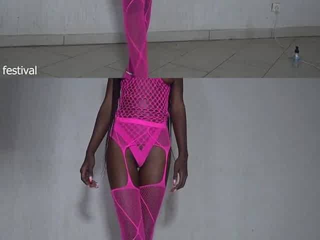 Sexy slim Black nympho whith lengthy legs spending your evening on my weenie