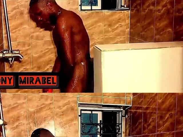 My step brother always like to come my room when I'm nude this day that guy got what his been looking for