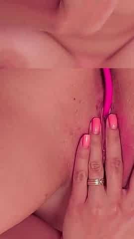 The Blonde's Pussy Got Wet
