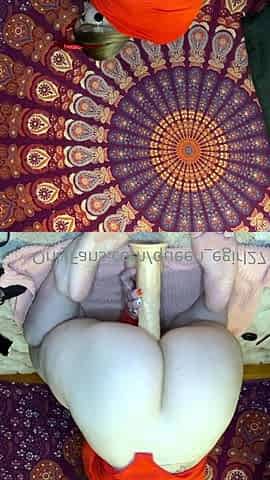 Beautiful wife masturbating show with webcam with toys