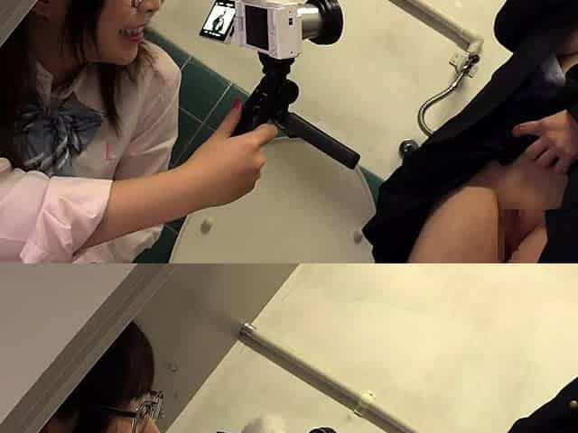 Nerdy Lesbian Girls Doms Her Senpai