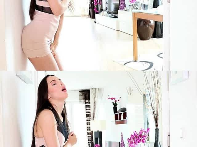 Stocking teen babe toying her hot pussy in solo masturbation