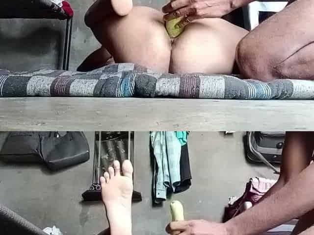 Desi Housewife's Sex with Finger