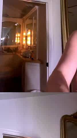 Lindsey Pelas Teases Her Huge Tits In Livestream Onlyfans
