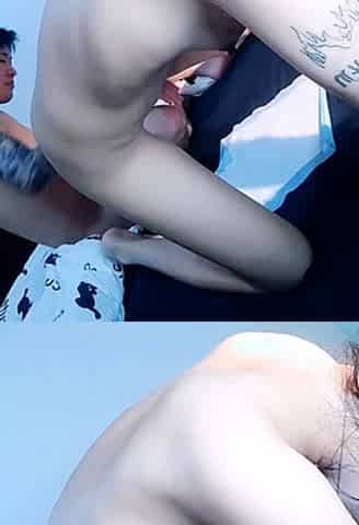 Amateur young teen solo masturbation on her livingroom