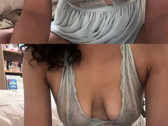 Brunette solo masturbation on webcam