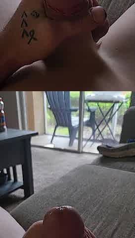 Masturbating home alone Cumming at the end