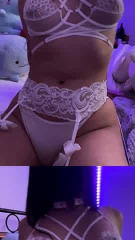 Solo pornstar jerks and cums