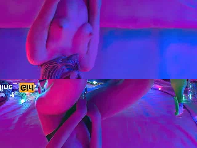 Youthful web camera model rubs her snatch with glass toy - Borderline Cutie Live