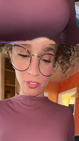 Rich MILF Needs Fixing! Best Friends Stepmom Don't!