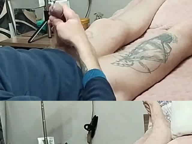 My Stepmother-in-law Interrupted My Masturbation By Making A Laminate And Swallowed The Sperm