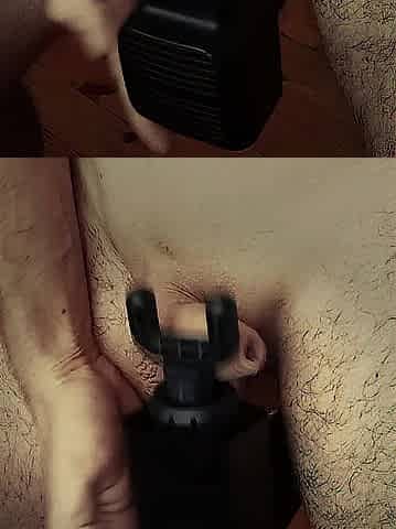 With sound! How this guy cums from the dildo!