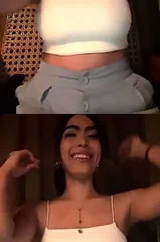 Big boob brunette masturbates on webcam