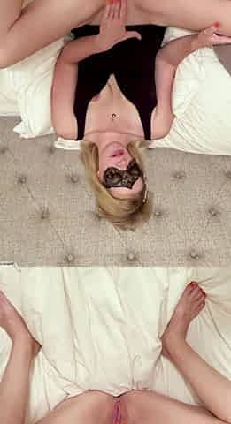 Gorgeous Mature Blonde Solo Masturbation