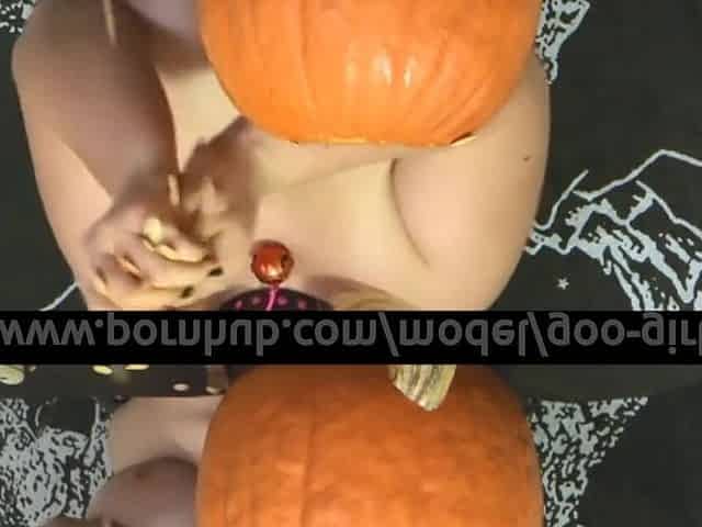 Squishing muddy pumpkin guts with my breasty chest filthy ASMR