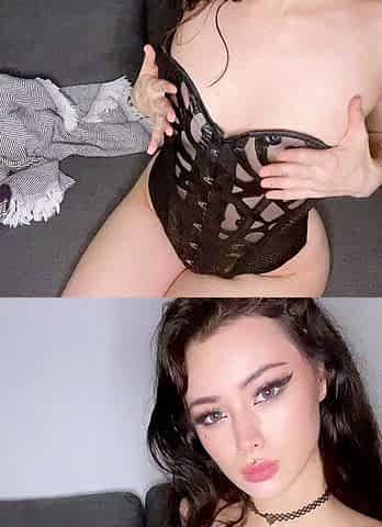Brunette Solo Webcam Masturbation