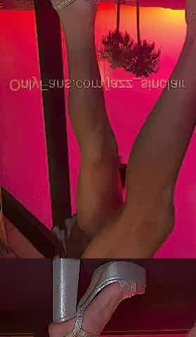 eighteen years old Sissy femboy plays with their 1st anal toy ????