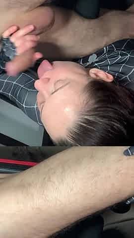Huge Cock Gives Multiple Anal and Pussy Threesome Creampies and Fucks Hentai-style 2 Spider Girls