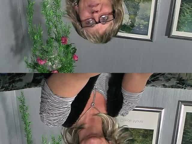 Golden-haired cougar in search of love
