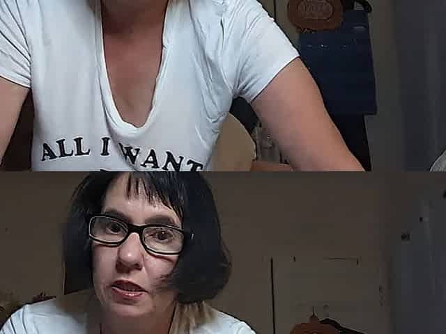 Screw my unshaved vagina and anus for Xmas please!