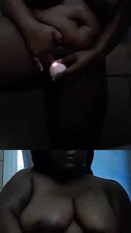 Cunt playin in the shower
