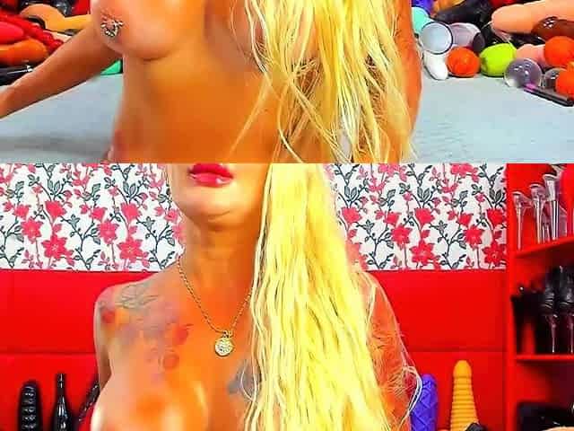 Big boobs milf masturbates with her dildo