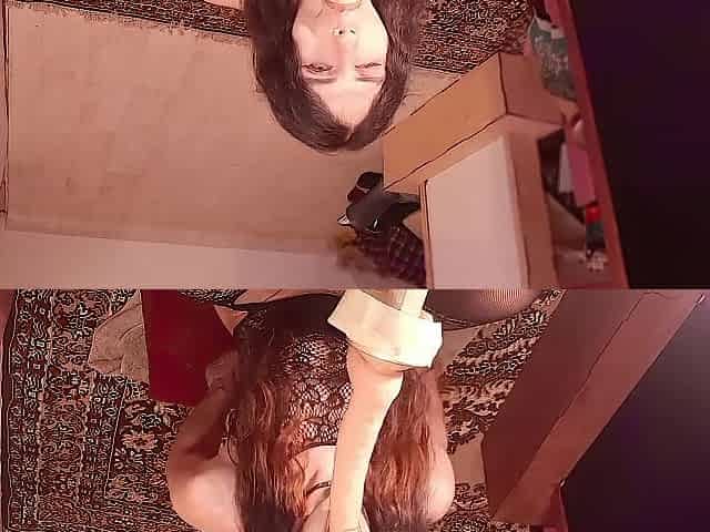 DiiVampy sucking vibrator and masturbate