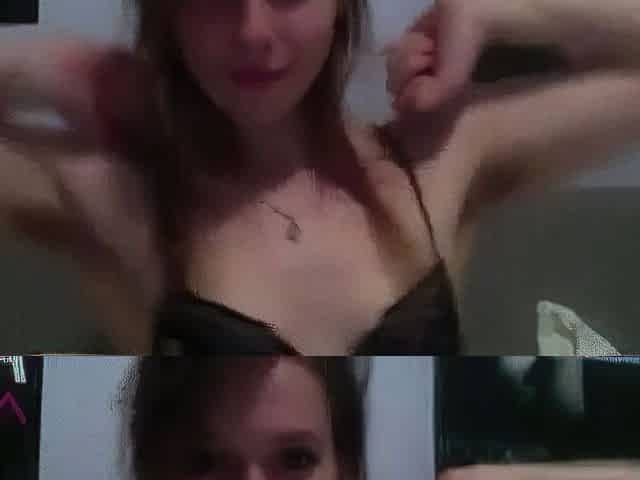 Hairy Amateur on Webcam Shows Armpits