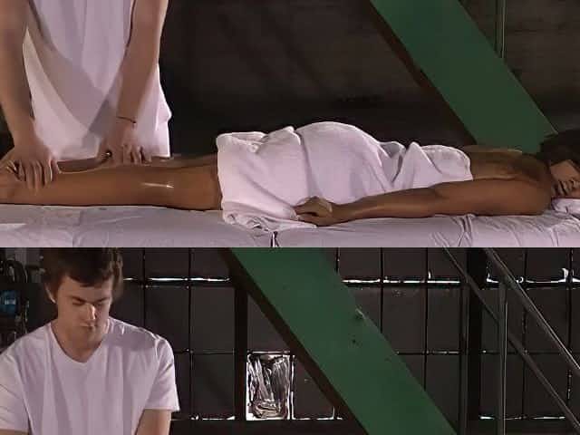 A Ebony Woman Of Massage (Leilani Leeanne)