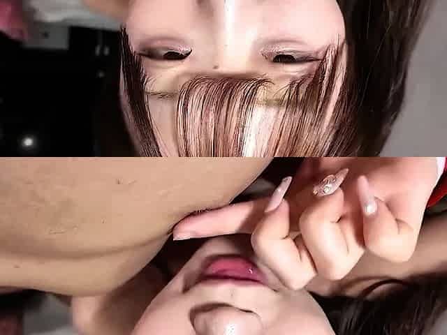 Beauty small tit amateur teen masturbating her shaved pussy