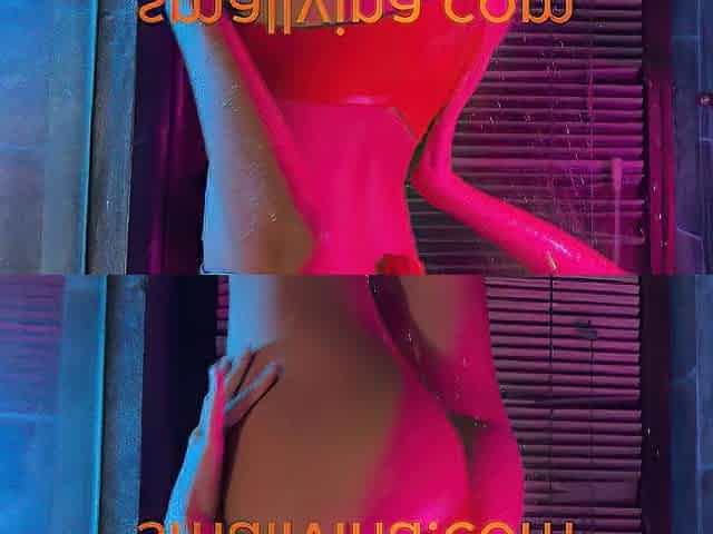 Teenager Amateur Thai On Webcam Dancing Solo With Hawt Pants