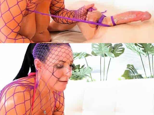 Bang Surprise - Angela White