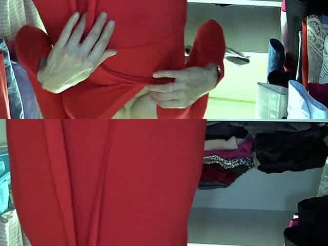 Close up MILF masturbation