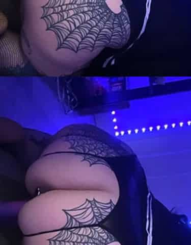 Amateur ass toyed