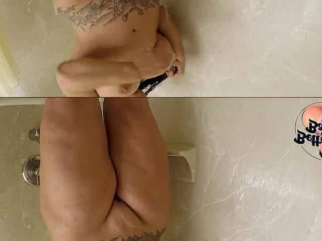 PAWG Betty Screw Takes A Sultry Hawt Soapy Shower