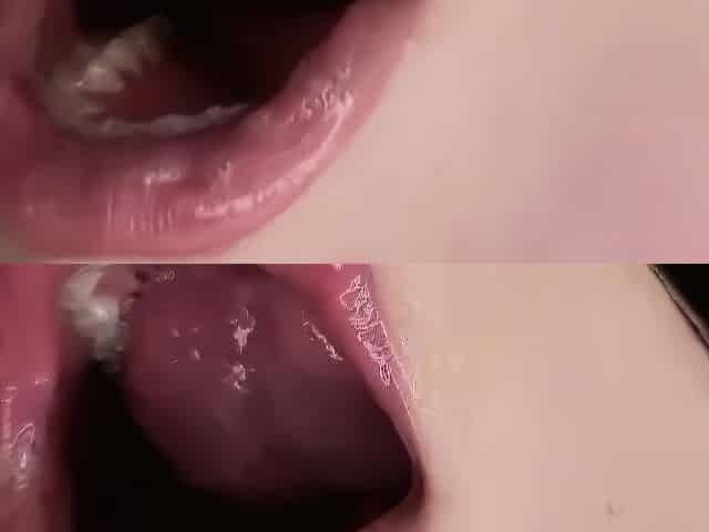 Amateur webcam girl masturbate big dildo