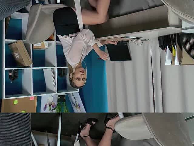 Curvy Secretary Gets All Holes Filled by Her Boss