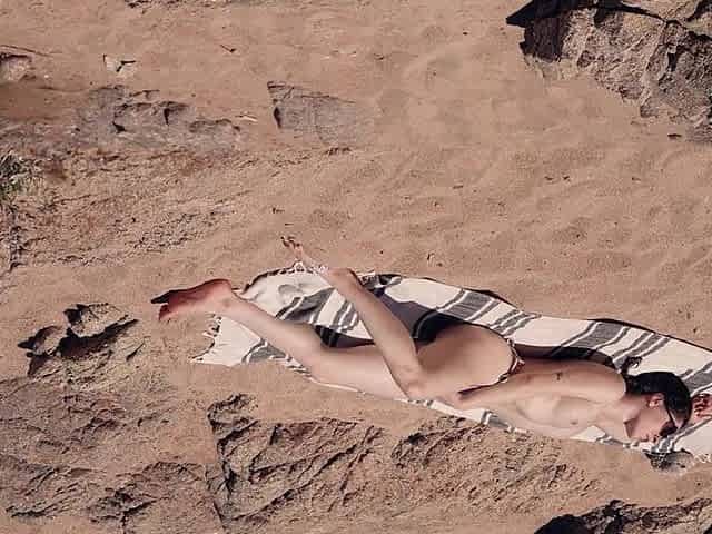 excited college hotty bang a stranger in a in nature's garb beach - little arden