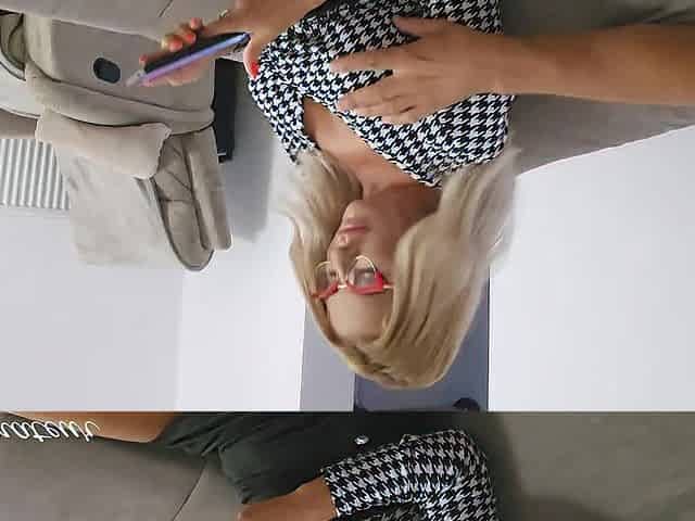 My most excellent Stepmom accept my advances and suggests me her booty to cum