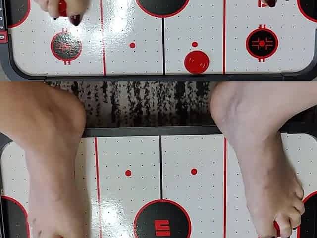 Barefoot solo air hockey playing with my lengthy toes