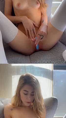 Cute amateur webcam teen girl toying pussy on webcam