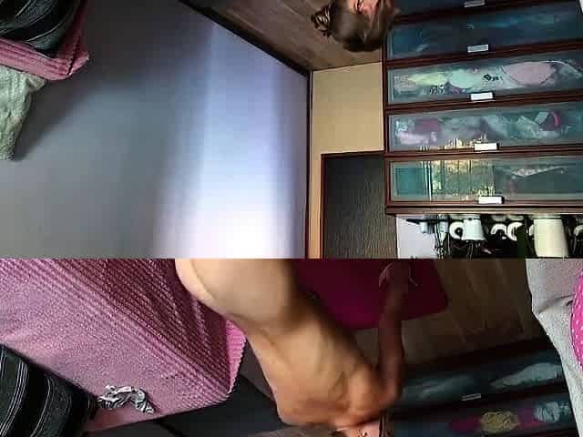 Romanian amateur webcam teen masturbate