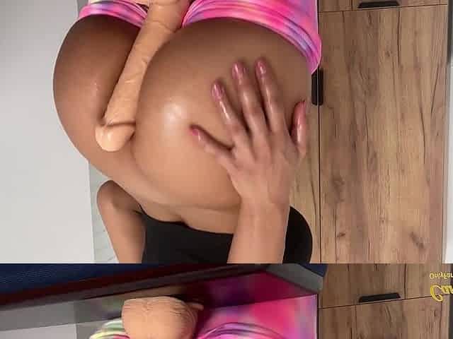 Sexy Fitness Brunette hair Rides Large Sextoy Afther Gym