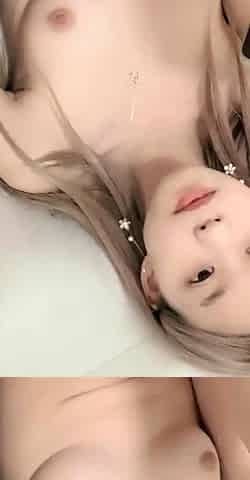 Latina teen Renae Cruz hot solo dildo masturbation