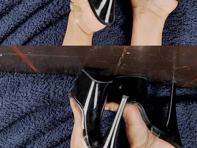 Foot Worship in High Heels and Cum Play