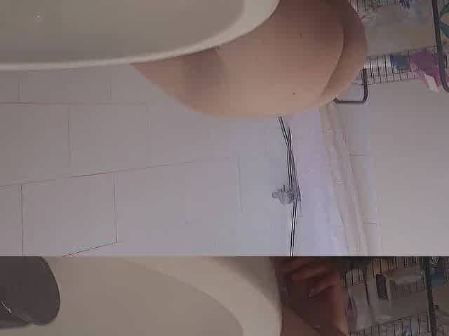 Tub wet cocking fuels wild butt play