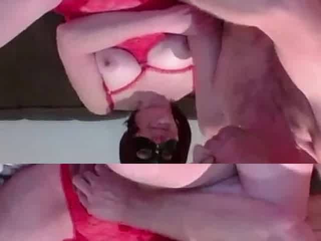 couple de coquin se montre en train de baiser