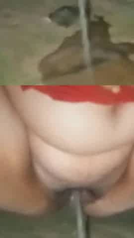 Indian Lady Peeing