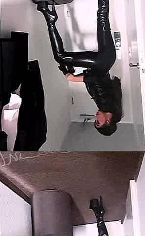 Brunette Solo Webcam Masturbation