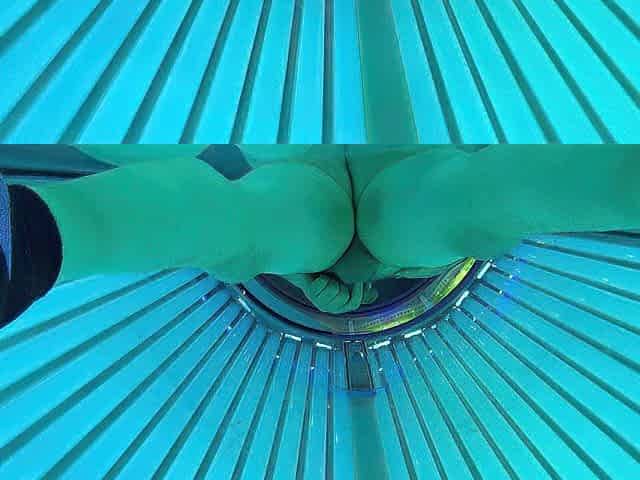 Masturbating in PF tanning daybed